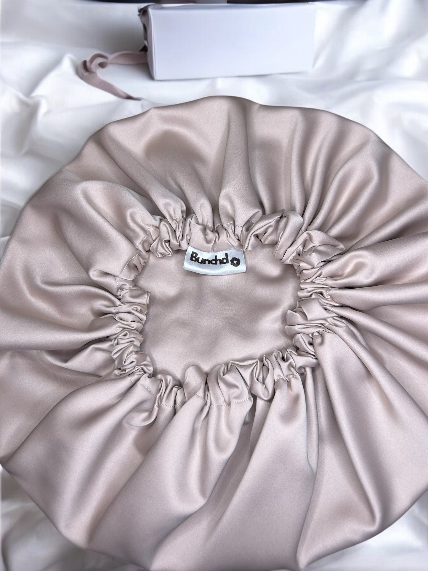 The Taupe Champagne Bonnet
