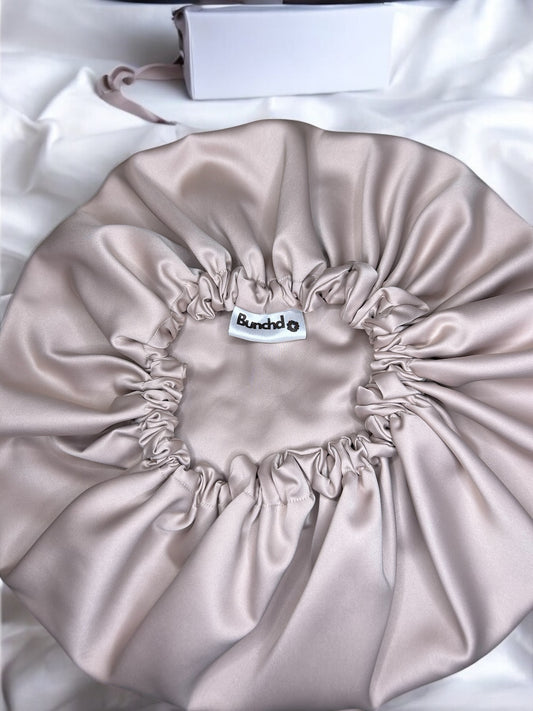 The Taupe Champagne Bonnet
